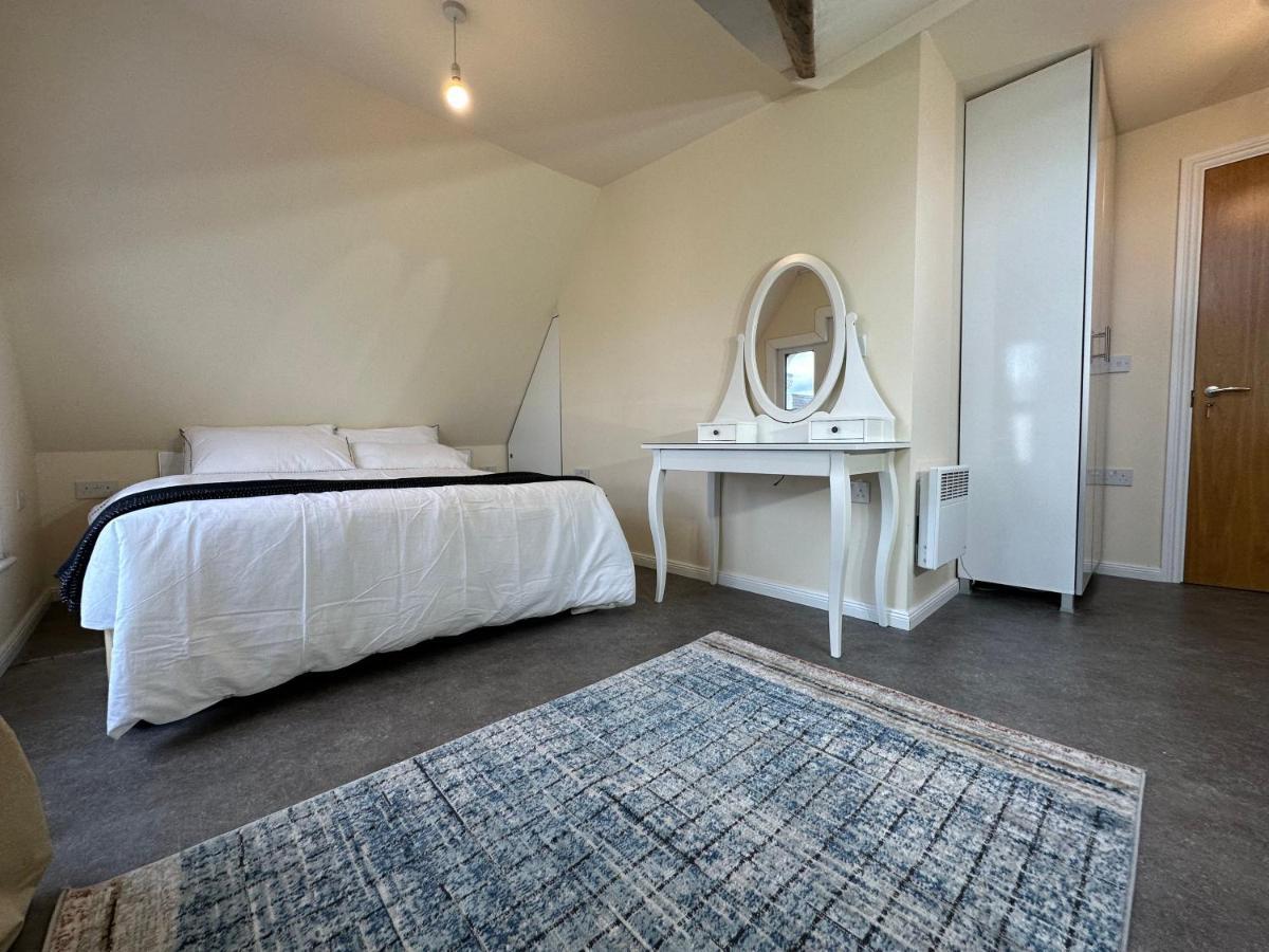 Case de vacanță North A Spacious 7 Bedroom House Accommodating Up To 18 People Complete With Own Gym And Table Tennis *